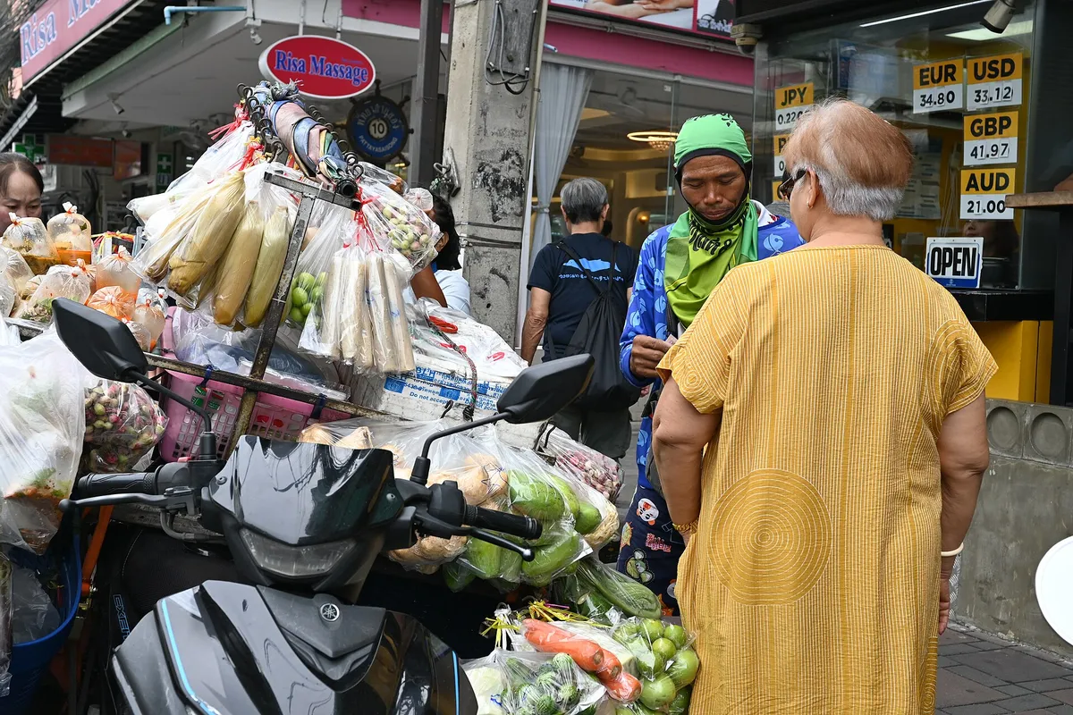 จุดแลกเงินในประเทศไทย ใช้ประกอบเรื่องเรตและเวลา
