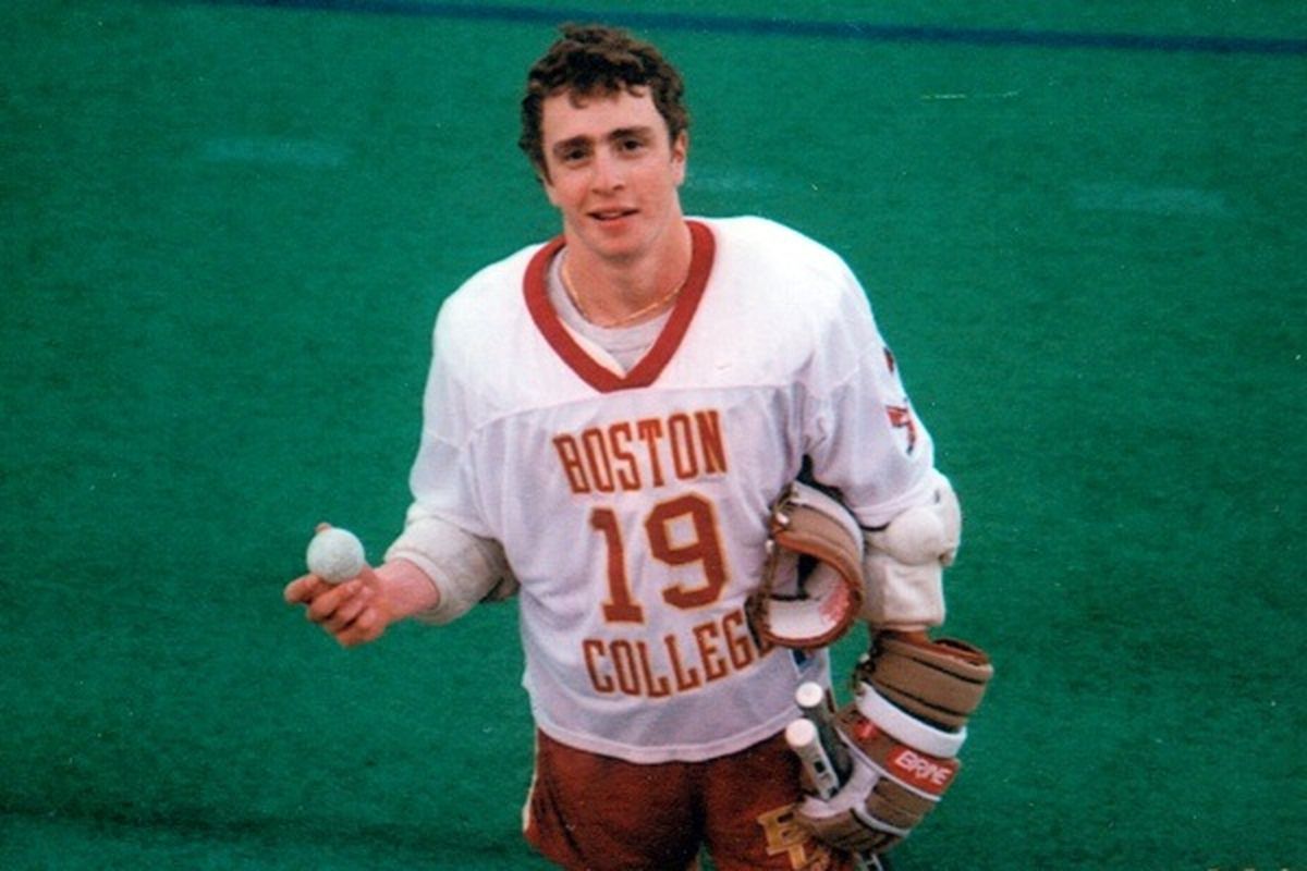 เวลส์ คราวเธอร์ในชุดนักกีฬาลาครอส Boston College หมายเลข 19