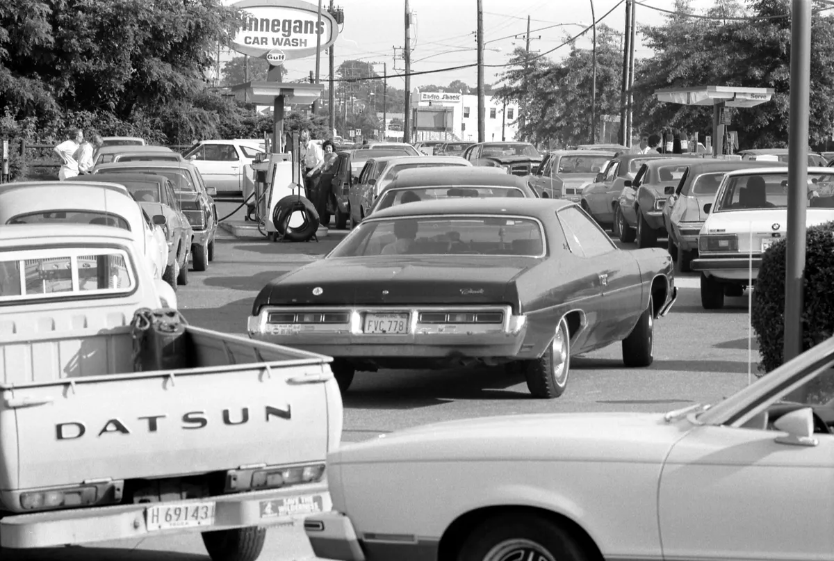 คิวปั๊มน้ำมัน 15 มิ.ย. 1979